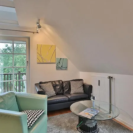 Am Rosenhain 19 Am Rosenhain 19 4